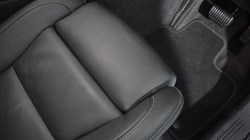 2025 (25) VOLVO XC40 2.0 B4P Ultra Dark 5dr Auto 4827703