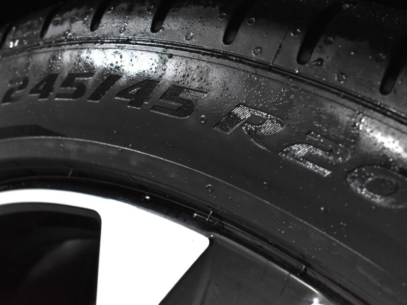 2025 (25) VOLVO XC40 2.0 B4P Ultra Dark 5dr Auto 4827719