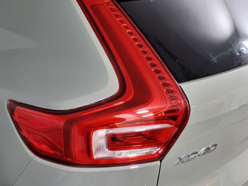 2025 (25) VOLVO XC40 2.0 B4P Ultra Dark 5dr Auto 4827706