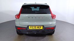 2025 (25) VOLVO XC40 2.0 B4P Ultra Dark 5dr Auto 4827659