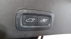 2025 (25) VOLVO XC40 2.0 B4P Ultra Dark 5dr Auto 4827685