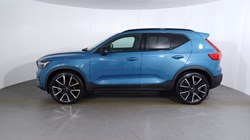 2025 (25) VOLVO XC40 2.0 B3P Ultra Dark 5dr Auto 4826506