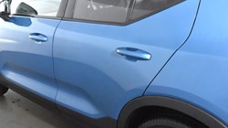 2025 (25) VOLVO XC40 2.0 B3P Ultra Dark 5dr Auto 4826560