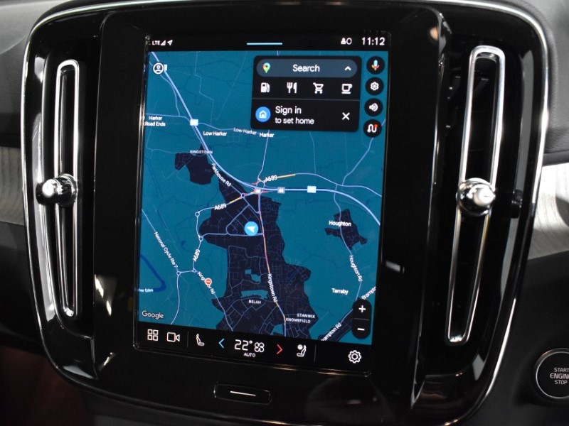 2025 (25) VOLVO XC40 2.0 B3P Ultra Dark 5dr Auto 4826531