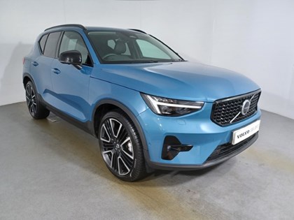 2025 (25) VOLVO XC40 2.0 B3P Ultra Dark 5dr Auto