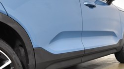 2025 (25) VOLVO XC40 2.0 B3P Ultra Dark 5dr Auto 4826561