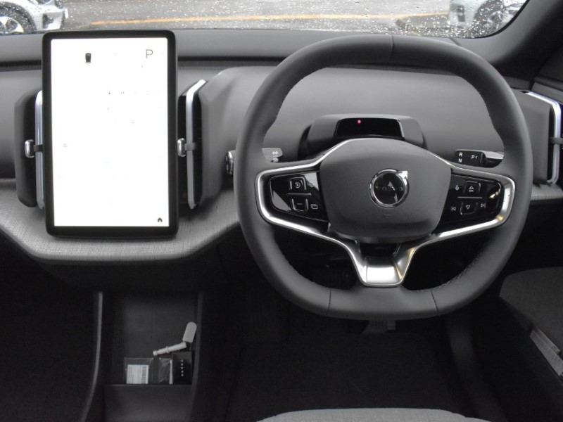 2025 (75) VOLVO EX30 200kW SM Extended Range Ultra 69kWh 5dr Auto 4854409