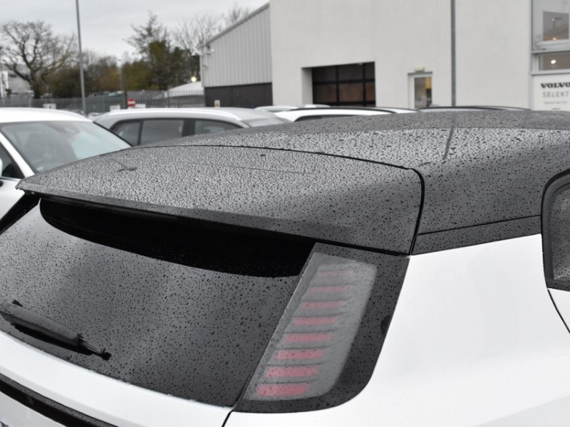 2025 (75) VOLVO EX30 200kW SM Extended Range Ultra 69kWh 5dr Auto 4854439