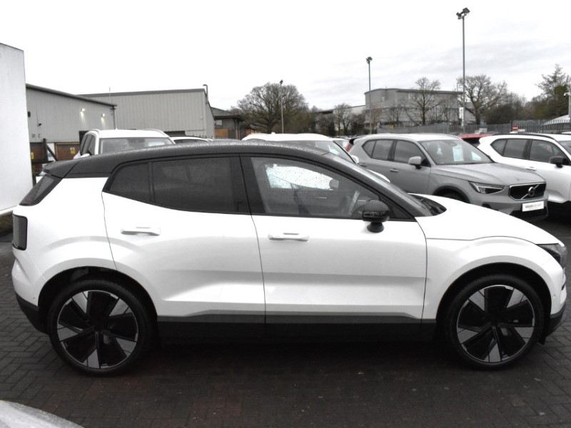 2025 (75) VOLVO EX30 200kW SM Extended Range Ultra 69kWh 5dr Auto 4854397