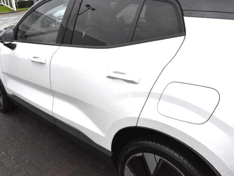 2025 (75) VOLVO EX30 200kW SM Extended Range Ultra 69kWh 5dr Auto 4854444