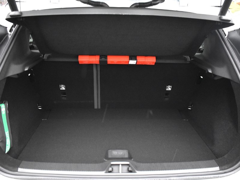 2025 (75) VOLVO EX30 200kW SM Extended Range Ultra 69kWh 5dr Auto 4854410