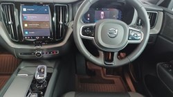2023 (73) VOLVO XC60 2.0 B5P Plus Dark 5dr AWD Geartronic 4812230