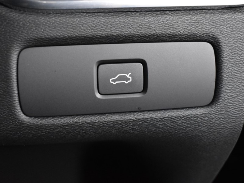 2023 (73) VOLVO XC60 2.0 B5P Plus Dark 5dr AWD Geartronic 4812255