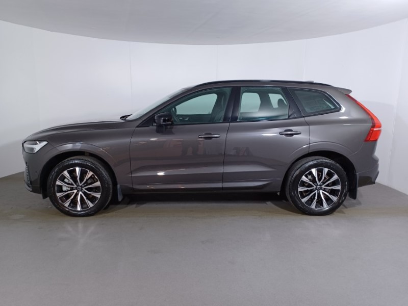 2023 (73) VOLVO XC60 2.0 B5P Plus Dark 5dr AWD Geartronic 4812223