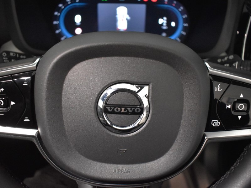 2023 (73) VOLVO XC60 2.0 B5P Plus Dark 5dr AWD Geartronic 4812245