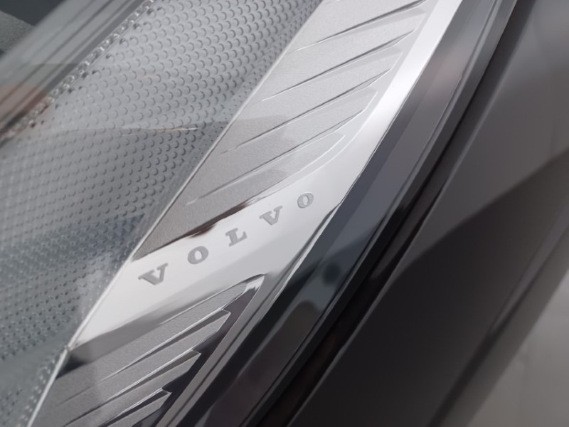 2023 (73) VOLVO XC60 2.0 B5P Plus Dark 5dr AWD Geartronic 4812264