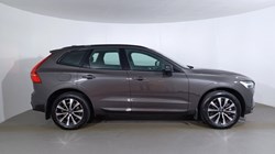 2023 (73) VOLVO XC60 2.0 B5P Plus Dark 5dr AWD Geartronic 4812219