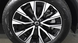 2023 (73) VOLVO XC60 2.0 B5P Plus Dark 5dr AWD Geartronic 4812273