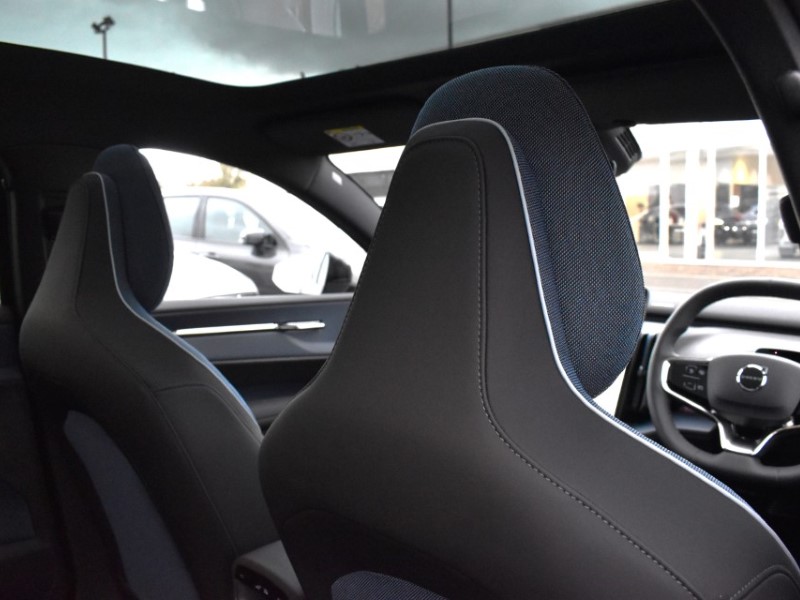 2025 (75) VOLVO EX30 200kW SM Extended Range Ultra 69kWh 5dr Auto 4950627