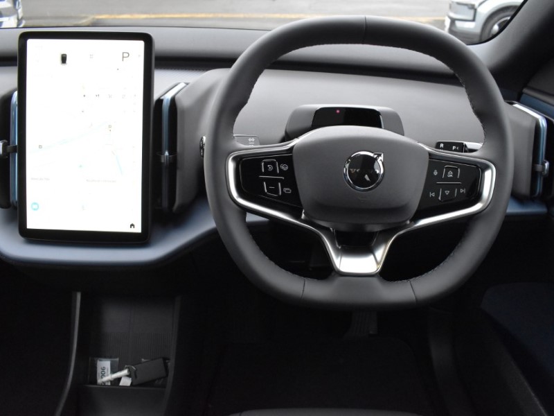 2025 (75) VOLVO EX30 200kW SM Extended Range Ultra 69kWh 5dr Auto 4950625