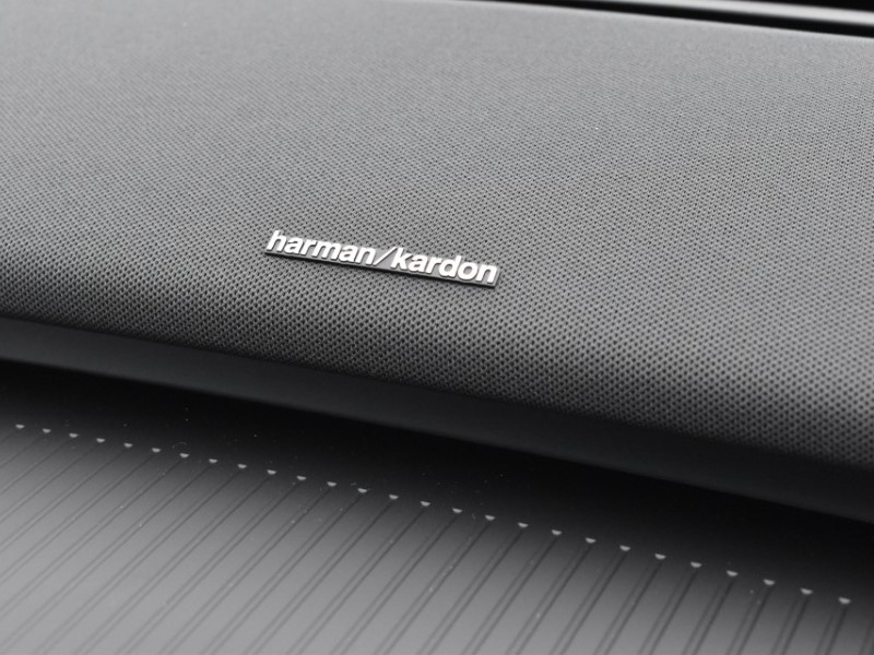 2025 (75) VOLVO EX30 200kW SM Extended Range Ultra 69kWh 5dr Auto 4950653