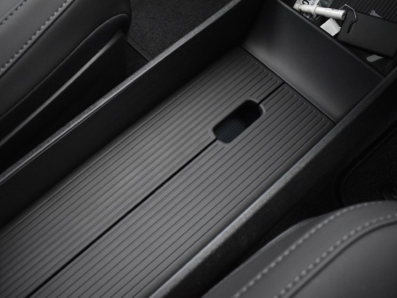 2025 (75) VOLVO EX30 200kW SM Extended Range Ultra 69kWh 5dr Auto 4950616