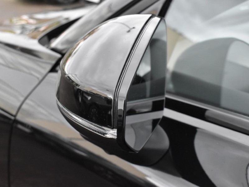 2025 (75) VOLVO EX30 200kW SM Extended Range Ultra 69kWh 5dr Auto 4950637