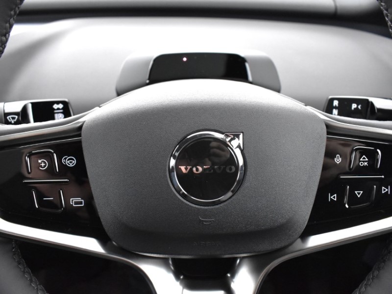 2025 (75) VOLVO EX30 200kW SM Extended Range Ultra 69kWh 5dr Auto 4950613