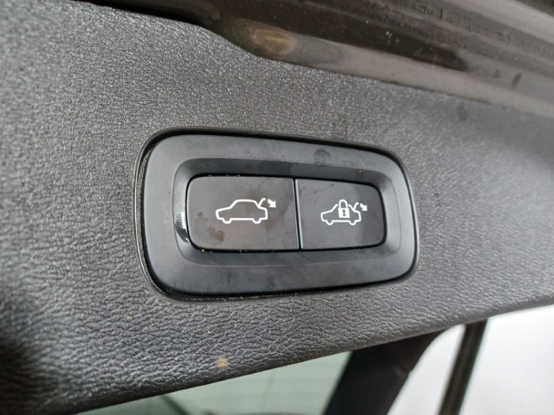 2021 (71) VOLVO V60 2.0 B4D Cross Country 5dr AWD Auto 4807694