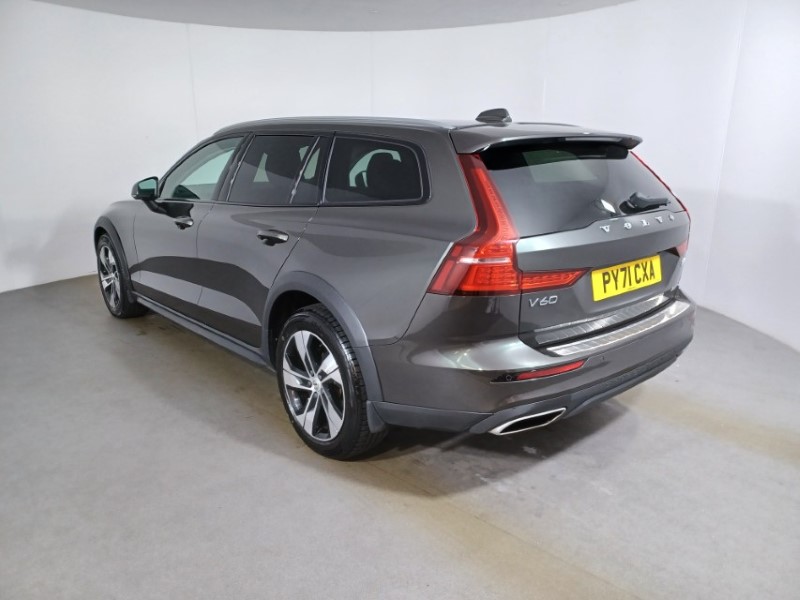 2021 (71) VOLVO V60 2.0 B4D Cross Country 5dr AWD Auto 4807640