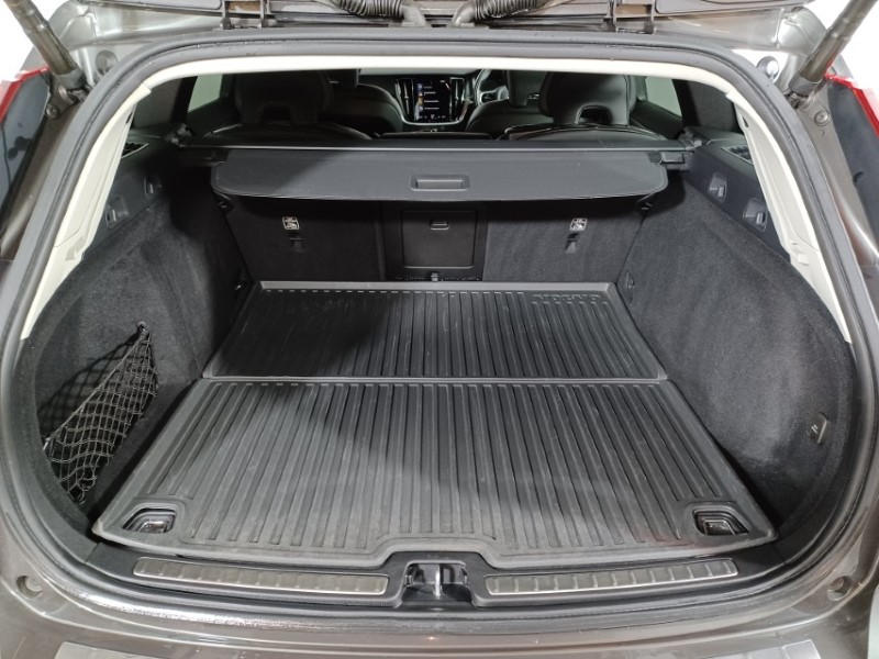 2021 (71) VOLVO V60 2.0 B4D Cross Country 5dr AWD Auto 4807693