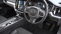2018 (68) VOLVO V60 2.0 D3 Momentum 5dr Auto 4865513