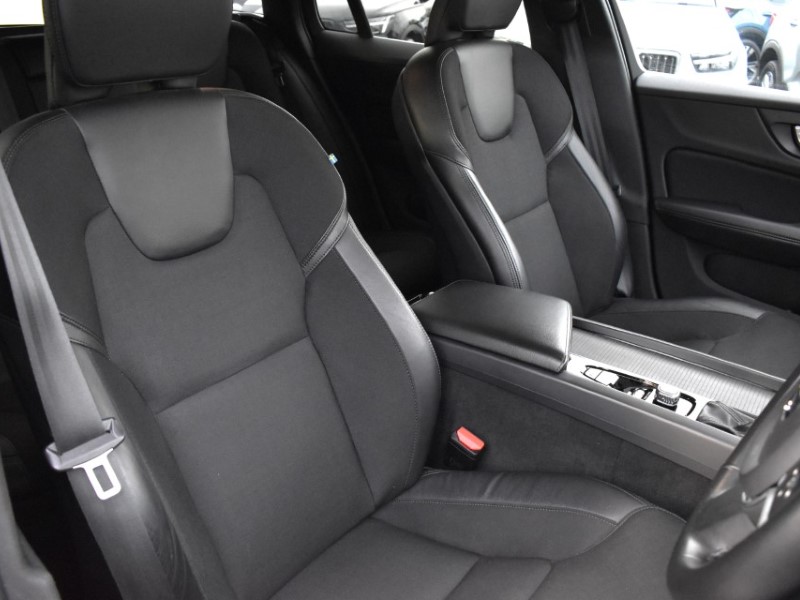 2018 (68) VOLVO V60 2.0 D3 Momentum 5dr Auto 4865515