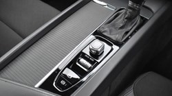 2018 (68) VOLVO V60 2.0 D3 Momentum 5dr Auto 4865511