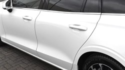 2018 (68) VOLVO V60 2.0 D3 Momentum 5dr Auto 4865530