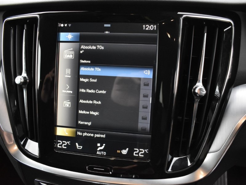 2018 (68) VOLVO V60 2.0 D3 Momentum 5dr Auto 4865505