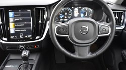 2018 (68) VOLVO V60 2.0 D3 Momentum 5dr Auto 4865518
