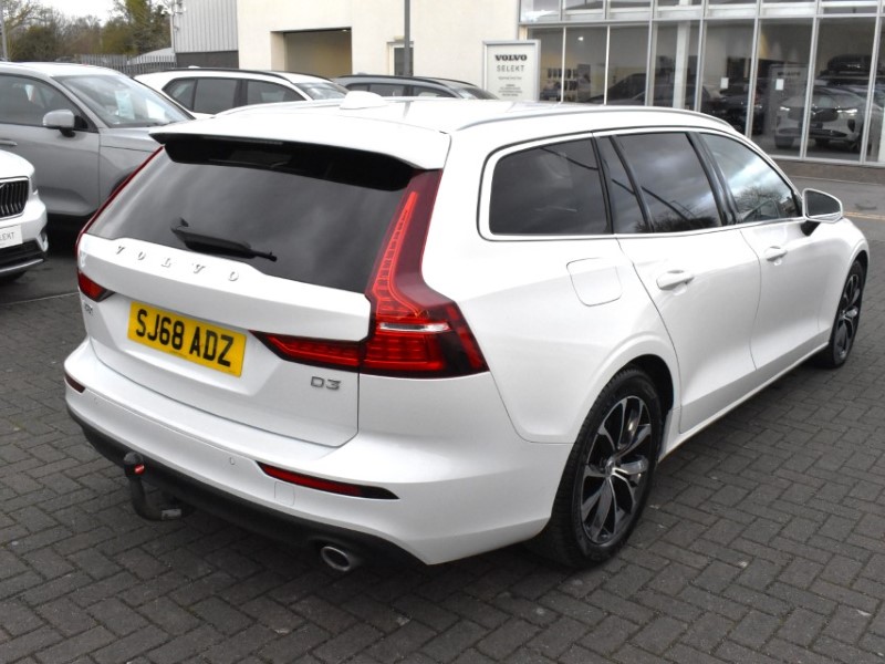 2018 (68) VOLVO V60 2.0 D3 Momentum 5dr Auto 4865498