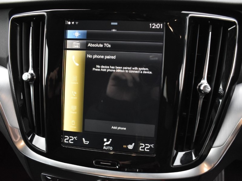 2018 (68) VOLVO V60 2.0 D3 Momentum 5dr Auto 4865506