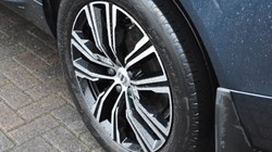 2021 (21) VOLVO XC60 2.0 B5P Inscription 5dr Geartronic 4854820