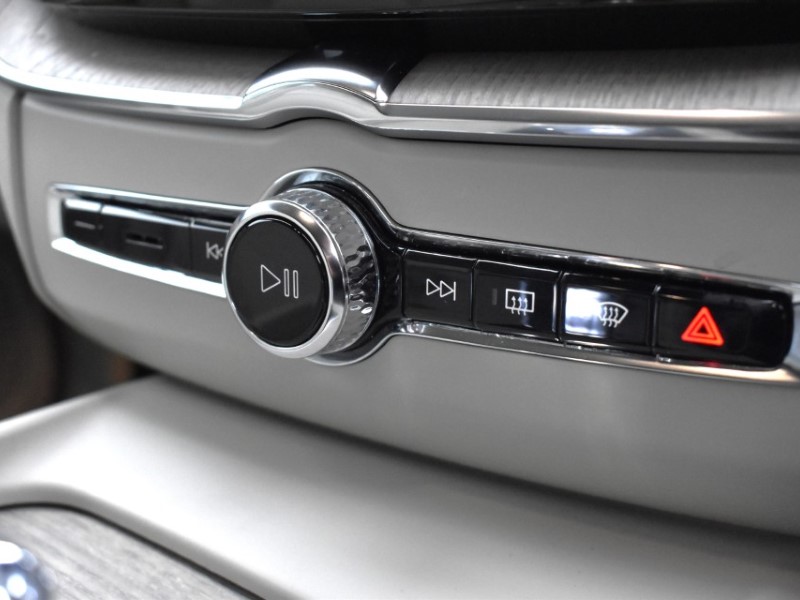 2021 (21) VOLVO XC60 2.0 B5P Inscription 5dr Geartronic 4854784