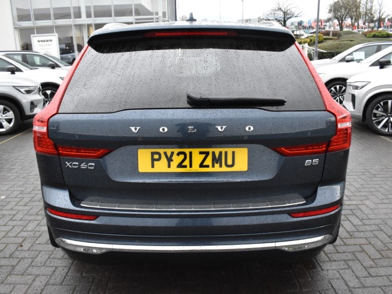 2021 (21) VOLVO XC60 2.0 B5P Inscription 5dr Geartronic 4854773