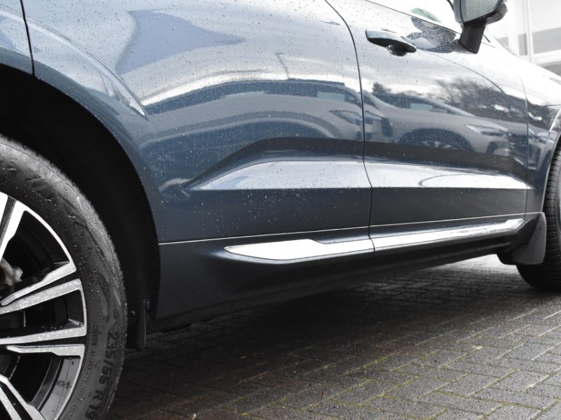 2021 (21) VOLVO XC60 2.0 B5P Inscription 5dr Geartronic 4854826