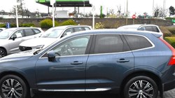 2021 (21) VOLVO XC60 2.0 B5P Inscription 5dr Geartronic 4854779