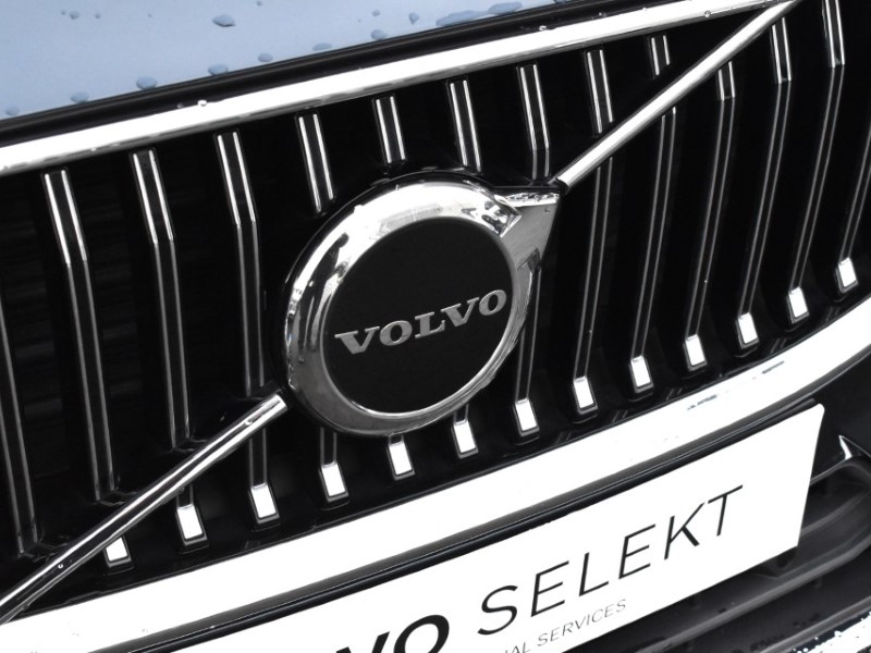 2021 (21) VOLVO XC60 2.0 B5P Inscription 5dr Geartronic 4854828