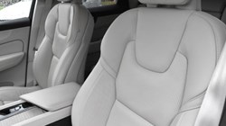 2021 (21) VOLVO XC60 2.0 B5P Inscription 5dr Geartronic 4854808