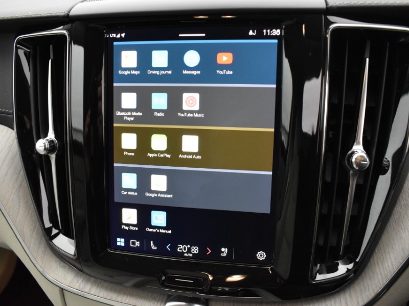 2021 (21) VOLVO XC60 2.0 B5P Inscription 5dr Geartronic 4854788