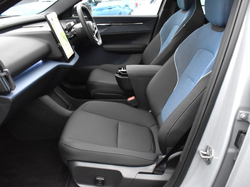 2024 (24) VOLVO EX30 315kW Twin Motor Performance Ultra 69kWh 5dr Auto 4878117