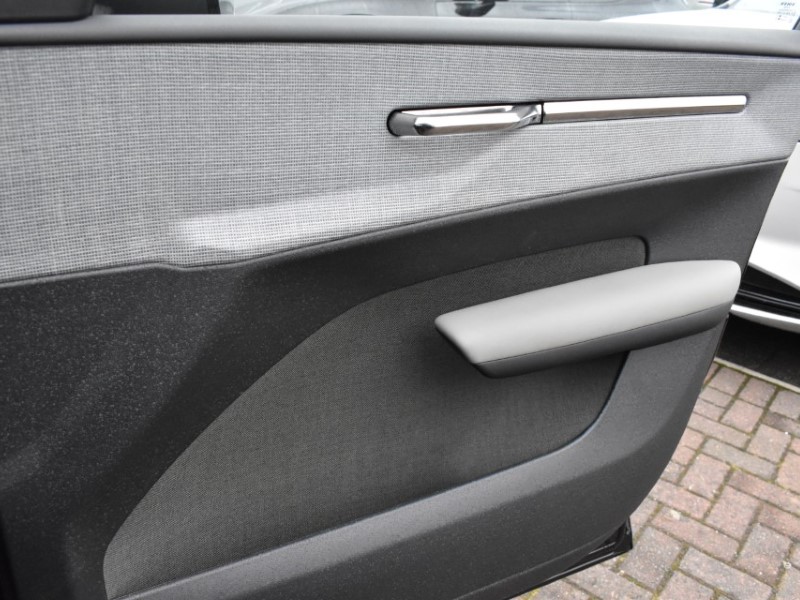 2024 (24) VOLVO EX30 200kW Single Motor Plus 51kWh 5dr Auto 4879099