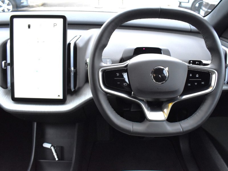 2024 (24) VOLVO EX30 200kW Single Motor Plus 51kWh 5dr Auto 4879179